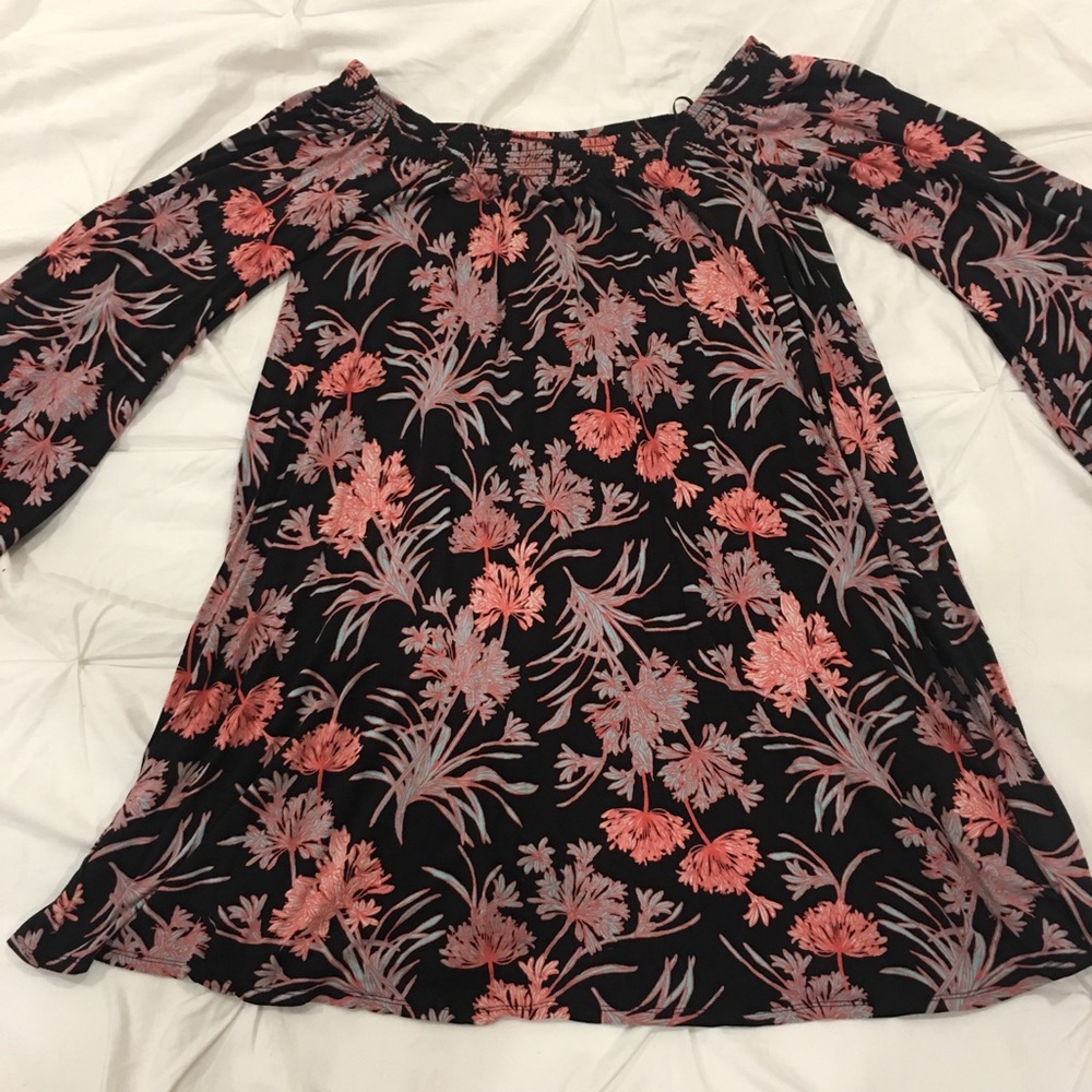 Express off the shoulder dress